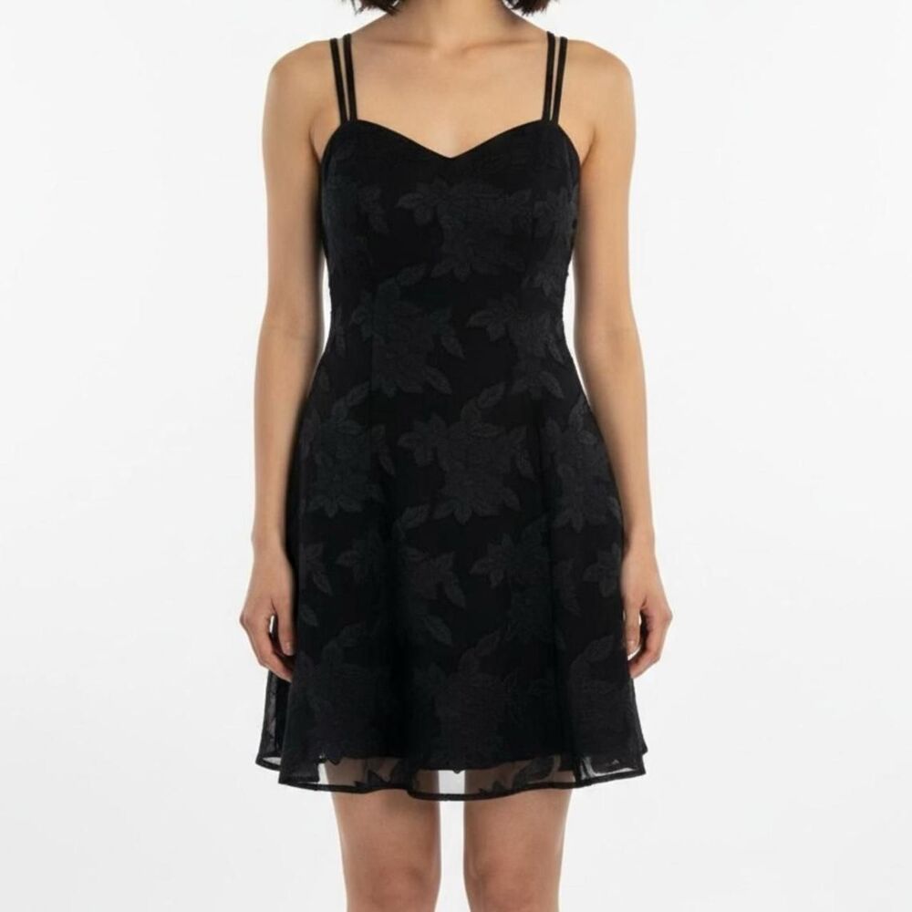 All-that-jazz Women's Black Dress